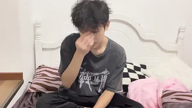 yangyang-2563 online show from September 2025 12:06:01 PM