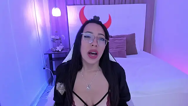 Diabla-09 online show from September 2025 12:30:01 PM