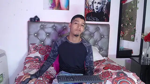 xxKamadevaxx online show from November 2025 12:39:02 PM