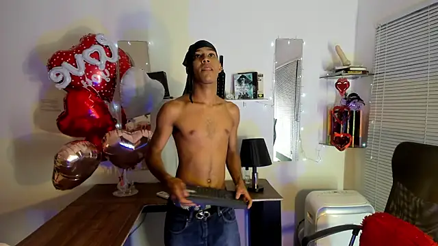 xxKamadevaxx online show from February 2026 12:38:02 PM