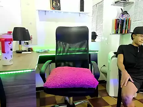 xxKamadevaxx online show from March 2026 12:32:02 PM