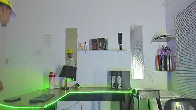 xxKamadevaxx online show from April 2026 12:32:01 PM