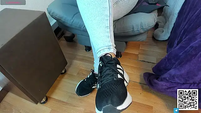 Shantal  G online show from March 2026 12:12:02 PM