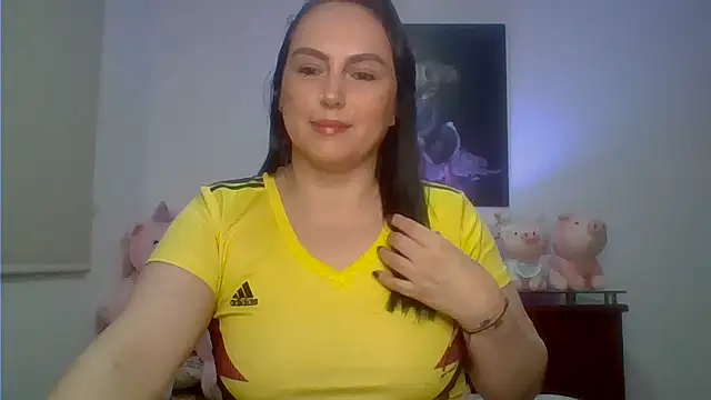 Snapshot of Venusina_07 chatting on June 2026 04:22:01 AM Venusina 07 online show from June 2026 04:22:01 AM