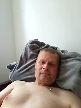 tygros11 online show from October 2025 07:05:02 AM