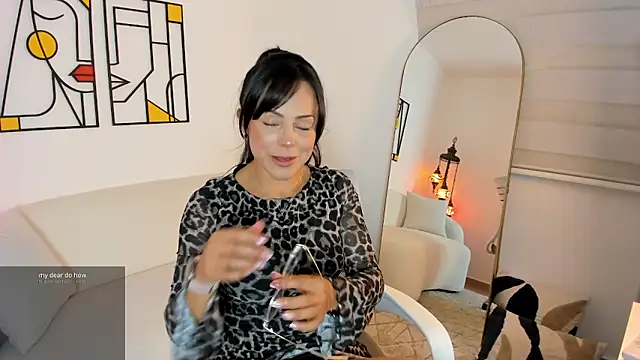 Lyliboomm online show from April 2026 11:36:01 PM