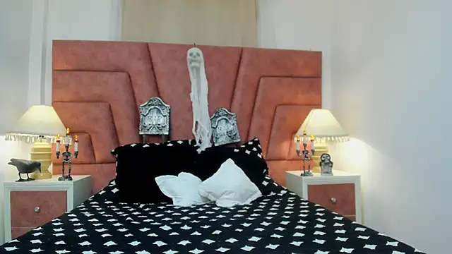 Persefone D online show from October 2025 04:40:02 AM