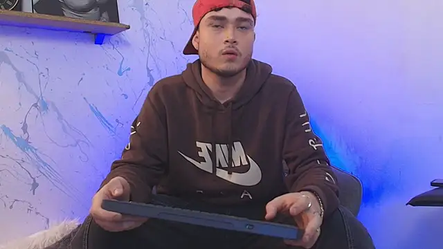 SALVATORE MULLER1 online show from October 2025 01:57:01 AM