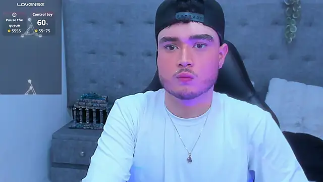 SALVATORE MULLER1 online show from November 2025 02:21:02 AM