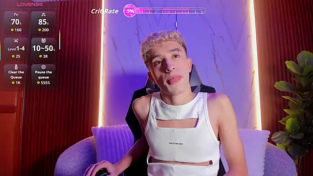 Snapshot of sweetsanti chatting on October 2025 12:16:02 PM sweetsanti online show from October 2025 12:16:02 PM