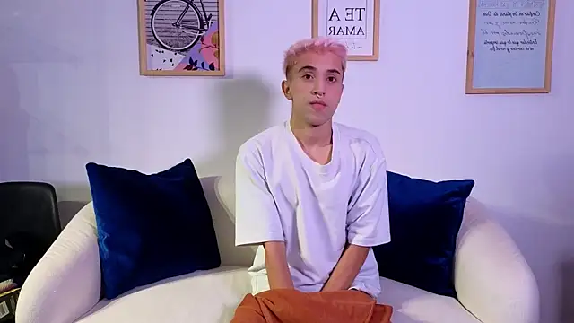 Snapshot of sweetsanti chatting on October 2025 08:07:01 PM sweetsanti online show from October 2025 08:07:01 PM