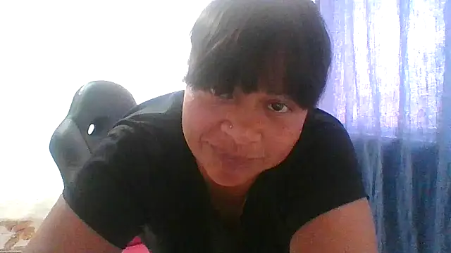 adri89-g online show from December 2025 05:53:01 PM