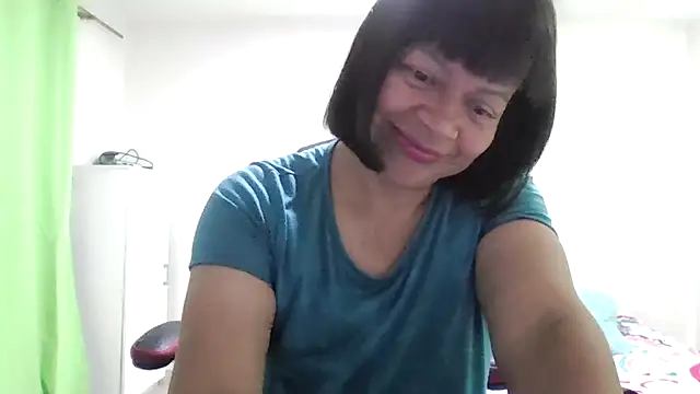 Snapshot of adri89-g chatting on July 2026 03:58:02 PM adri89-g online show from July 2026 03:58:02 PM