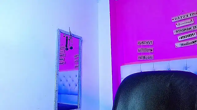 EL VENEZOLANO 22CM online show from October 2025 04:01:02 AM