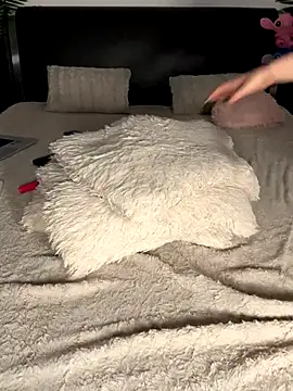 Andrestarr online show from September 2025 02:46:01 AM