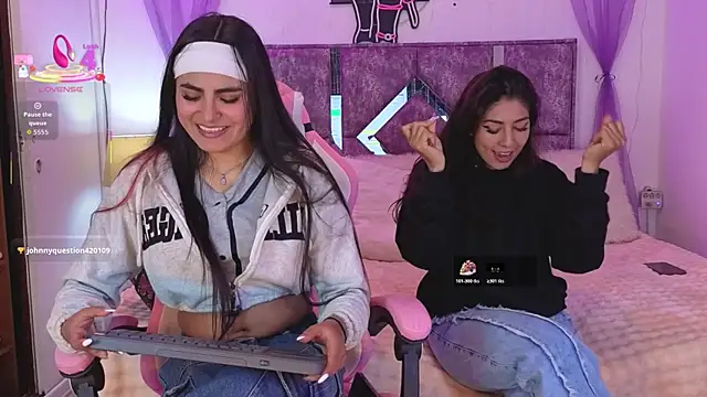 danilu and eva21 online show from December 2025 07:22:01 PM