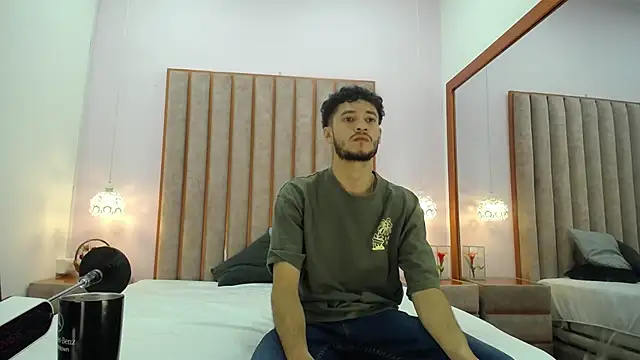 EthanCollen online show from October 2025 11:05:02 PM