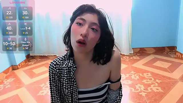 Sullyoonn online show from March 2026 05:13:02 PM