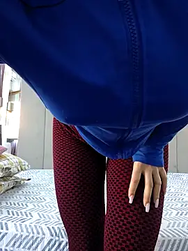 Von Dee online show from October 2025 06:47:01 AM