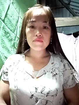 Snapshot of Vuong_x chatting on October 2025 09:36:01 PM Vuong x online show from October 2025 09:36:01 PM