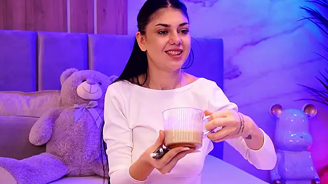 Snapshot of ZaraCapri chatting on October 2025 08:16:02 AM ZaraCapri online show from October 2025 08:16:02 AM