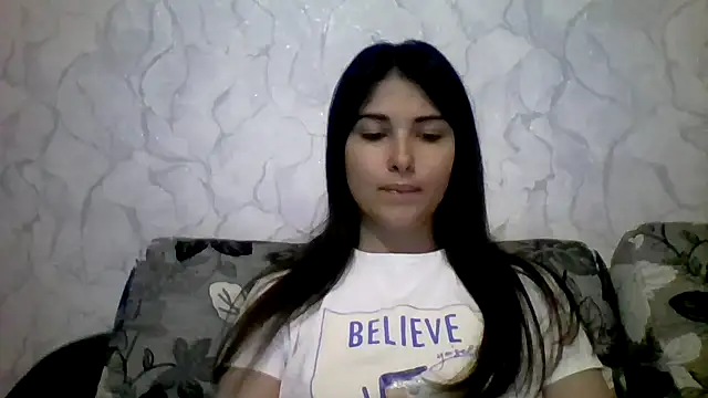 Marina Edwards online show from September 2025 05:31:01 AM