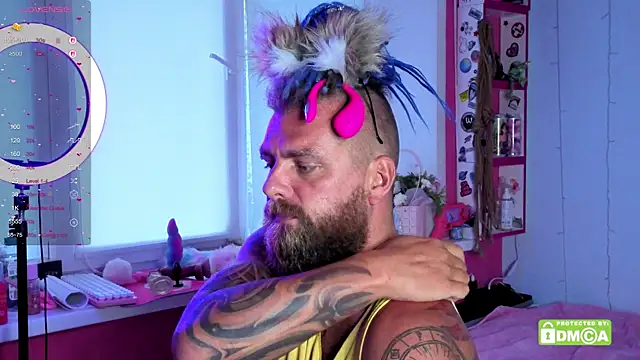  wayan  online show from October 2025 05:08:02 AM