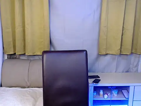 Snapshot of mr_chandy chatting on September 2025 10:42:01 PM mr chandy online show from September 2025 10:42:01 PM