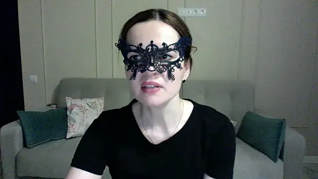 Myrisse online show from October 2025 04:39:01 PM