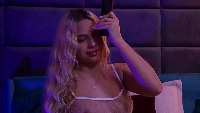 Snapshot of YssabelFox chatting on November 2025 03:56:01 PM YssabelFox online show from November 2025 03:56:01 PM