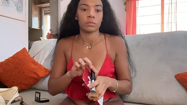 HoneyMaee online show from September 2025 03:24:02 PM