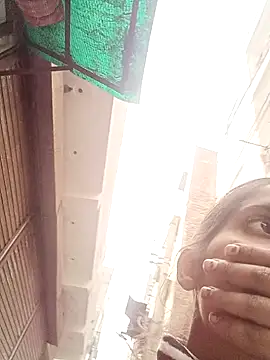 Saloni-Gupta online show from December 2025 09:58:01 AM