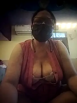 thehotlady online show from April 2026 11:35:01 AM