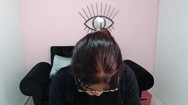 mia sexgirl online show from September 2025 12:42:02 PM