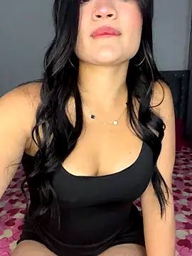 Snapshot of Alanasole chatting on October 2025 02:20:01 AM Alanasole online show from October 2025 02:20:01 AM