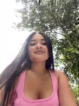 Snapshot of Alanasole chatting on October 2025 06:52:01 PM Alanasole online show from October 2025 06:52:01 PM