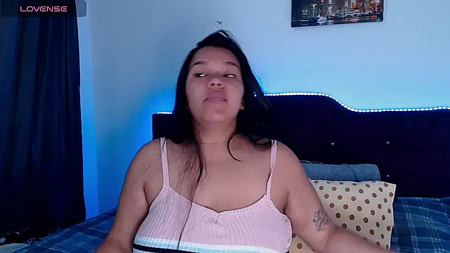 Snapshot of MisticBonny chatting on September 2025 12:18:02 PM MisticBonny online show from September 2025 12:18:02 PM