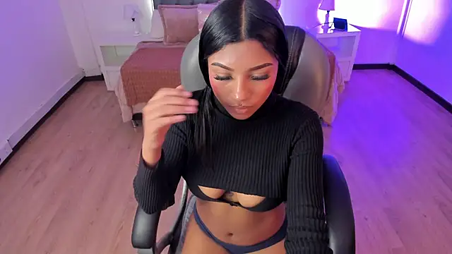 Sofia collen  online show from November 2025 08:40:01 PM