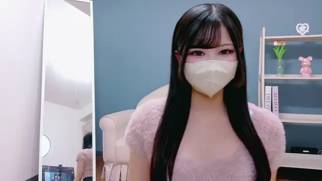 Snapshot of Ruru-shuv chatting on October 2025 09:35:02 AM Ruru-shuv online show from October 2025 09:35:02 AM