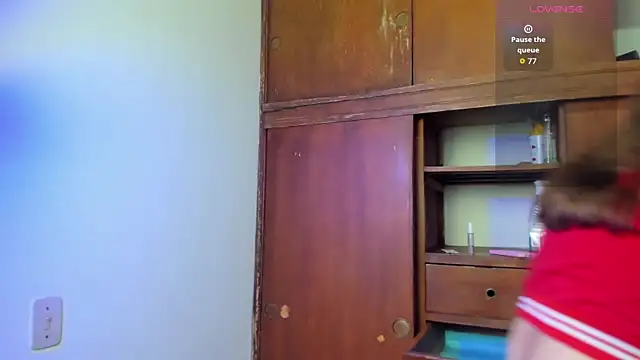 Snapshot of CeletheJones chatting on September 2025 07:19:02 PM CeletheJones online show from September 2025 07:19:02 PM