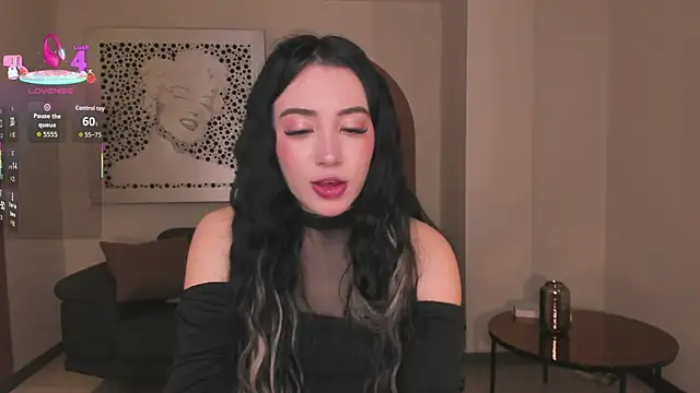 KatieAngelX online show from October 2025 11:21:01 AM