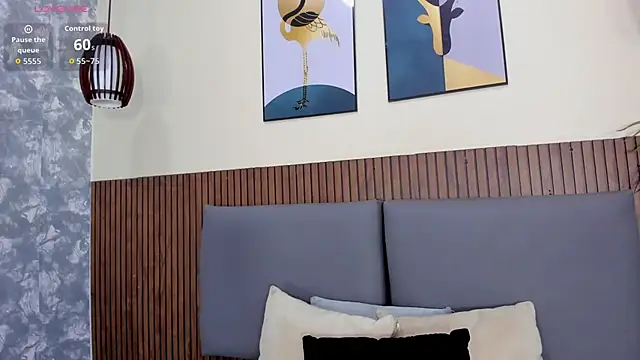 EmillyHarper  online show from December 2025 04:32:01 AM