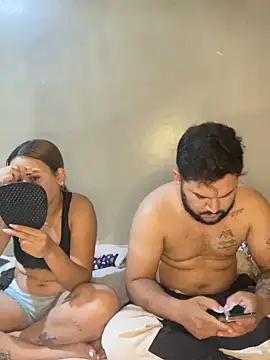 coupleyys online show from February 2026 08:34:01 PM