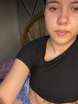 coupleyys online show from March 2026 08:25:01 PM