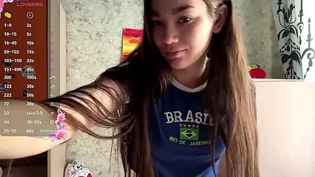 Snapshot of Cuteviola chatting on May 2026 12:41:02 AM Cuteviola online show from May 2026 12:41:02 AM