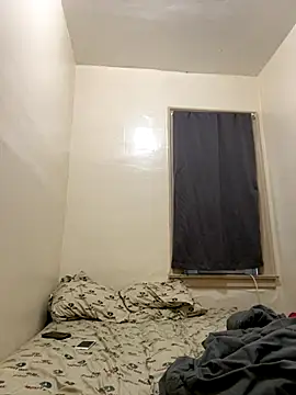 LeoPR00 online show from September 2025 12:32:01 PM