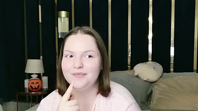 Vanessa Rise online show from October 2025 06:58:01 AM