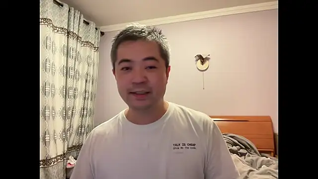 Mr Dog online show from September 2025 01:05:01 PM