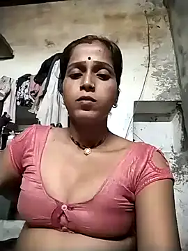 Kamnilove online show from August 2026 04:20:03 PM
