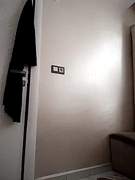 Snapshot of elif25 chatting on October 2025 09:17:04 AM elif25 online show from October 2025 09:17:04 AM